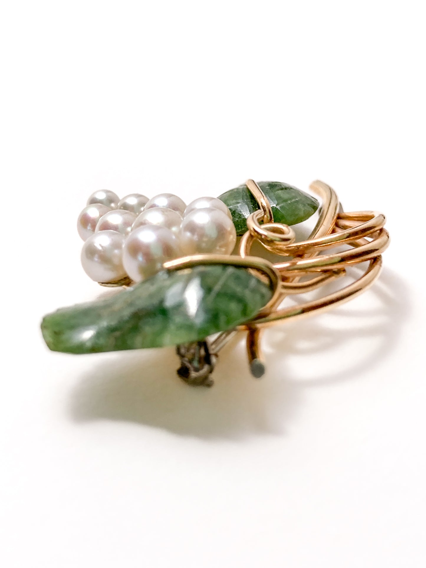 Vintage Krementz Nephrite Pearl Grapes Gold Coated Earrings Brooch Set