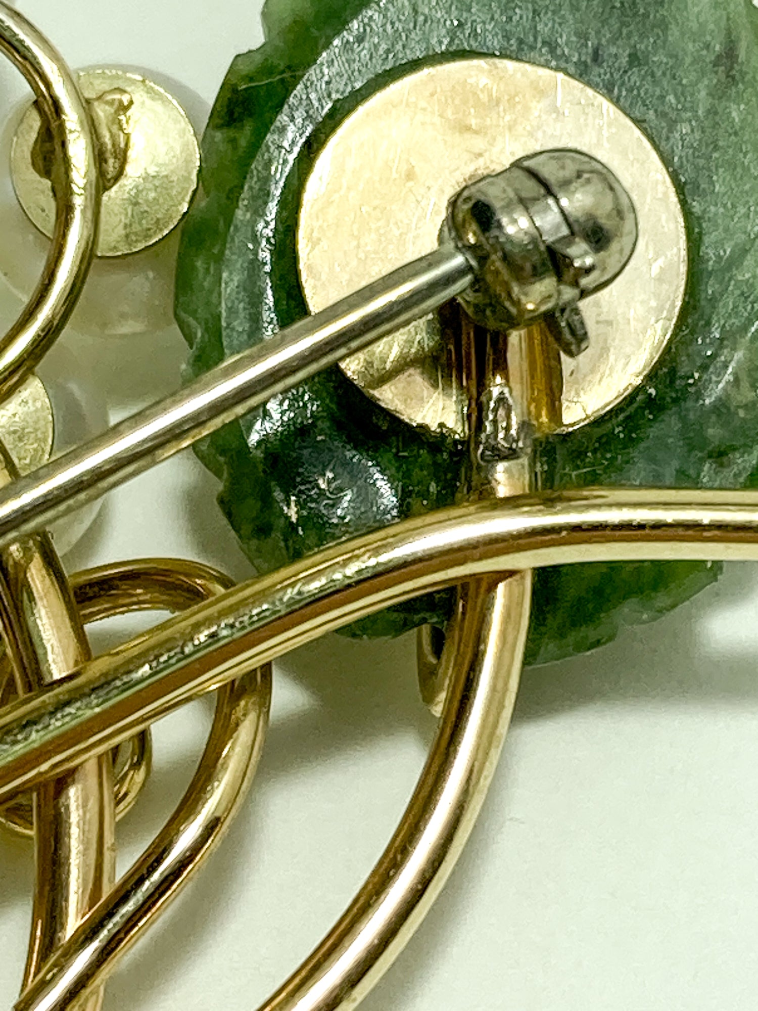 Vintage Krementz Nephrite Pearl Grapes Gold Coated Earrings Brooch Set