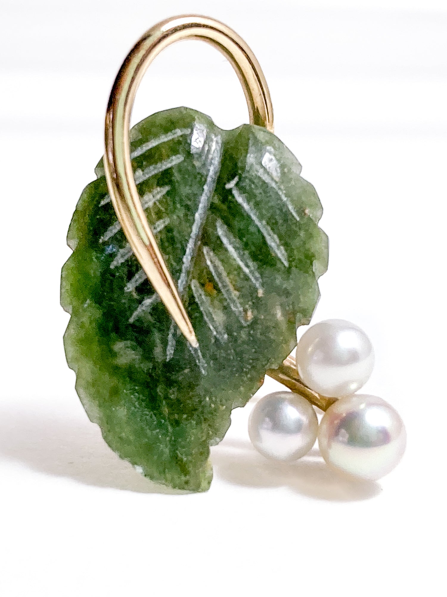 Vintage Krementz Nephrite Pearl Grapes Gold Coated Earrings Brooch Set