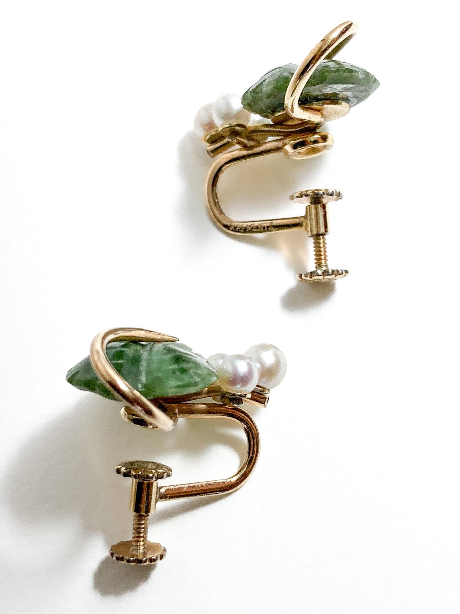Vintage Krementz Nephrite Pearl Grapes Gold Coated Earrings Brooch Set
