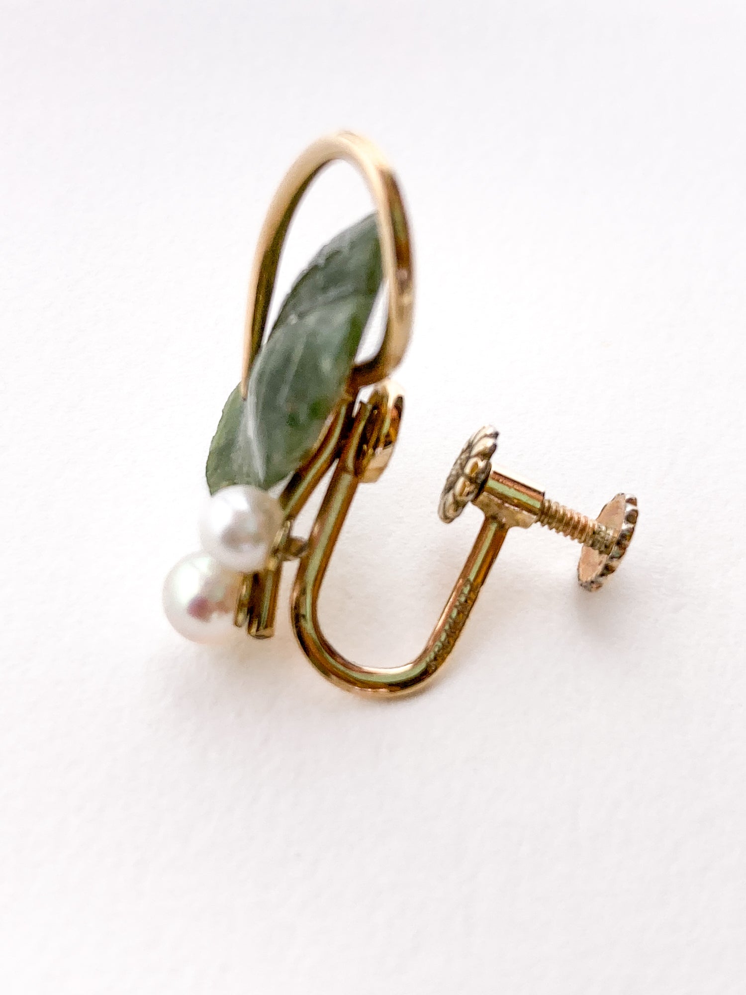 Vintage Krementz Nephrite Pearl Grapes Gold Coated Earrings Brooch Set