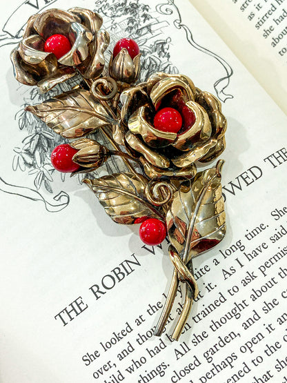 Vintage Large 1940s Trifari Floral Gold Tone Red Faux Stone Fur Clip Brooch