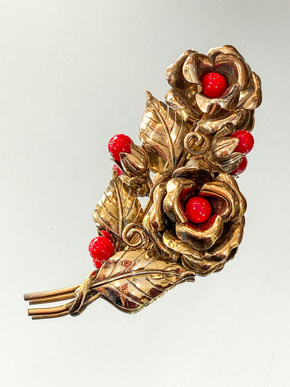 Vintage Large 1940s Trifari Floral Gold Tone Red Faux Stone Fur Clip Brooch