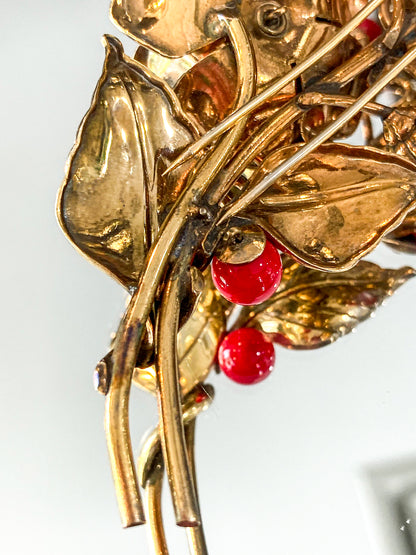 Vintage Large 1940s Trifari Floral Gold Tone Red Faux Stone Fur Clip Brooch