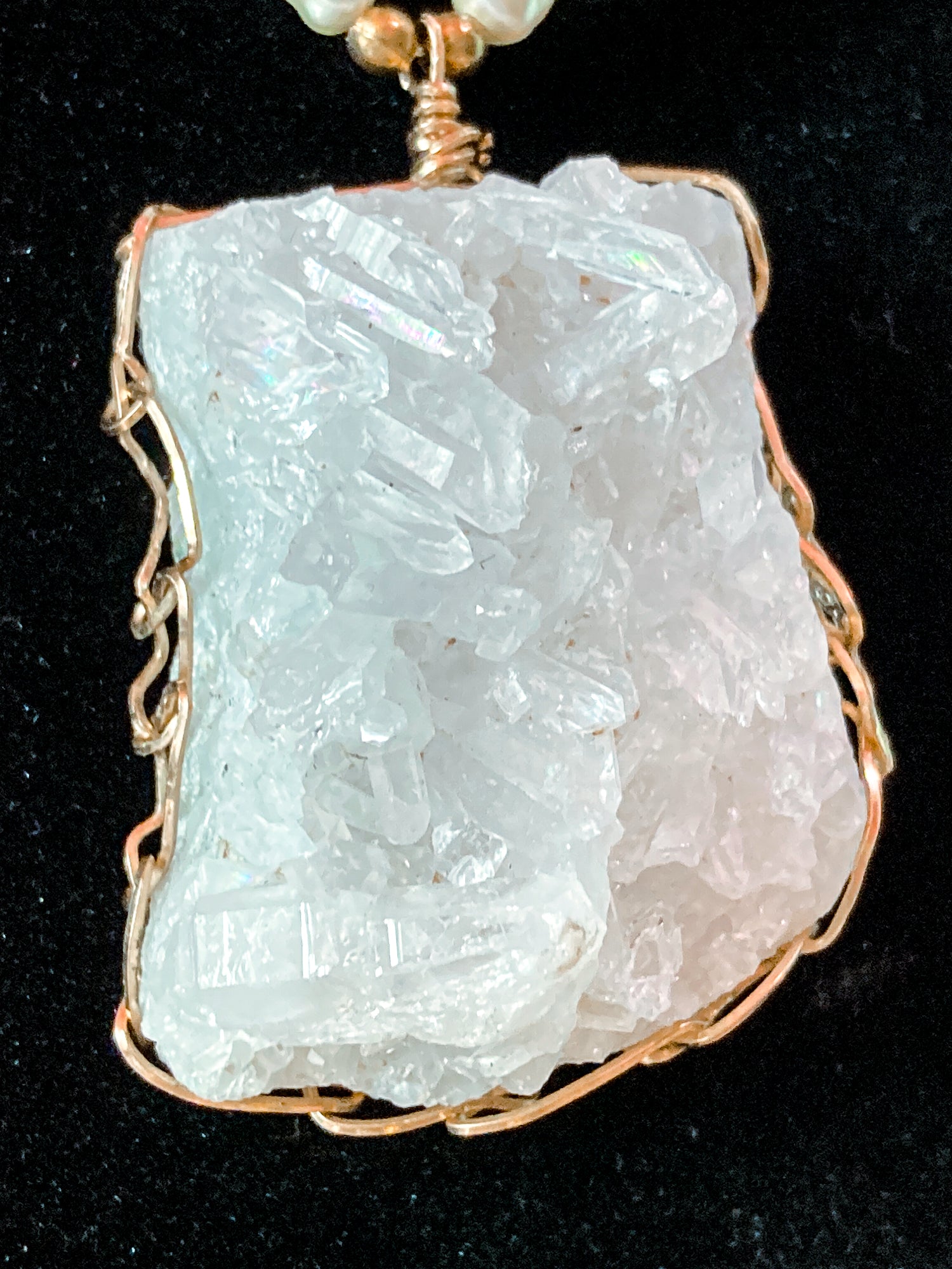 Vintage Lois Becker Handmade Druzy Quartz Pendant Pearl Acrylic Bead Necklace