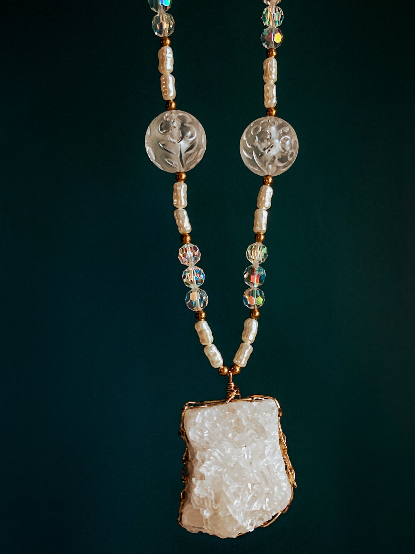 Vintage Lois Becker Handmade Druzy Quartz Pendant Pearl Acrylic Bead Necklace