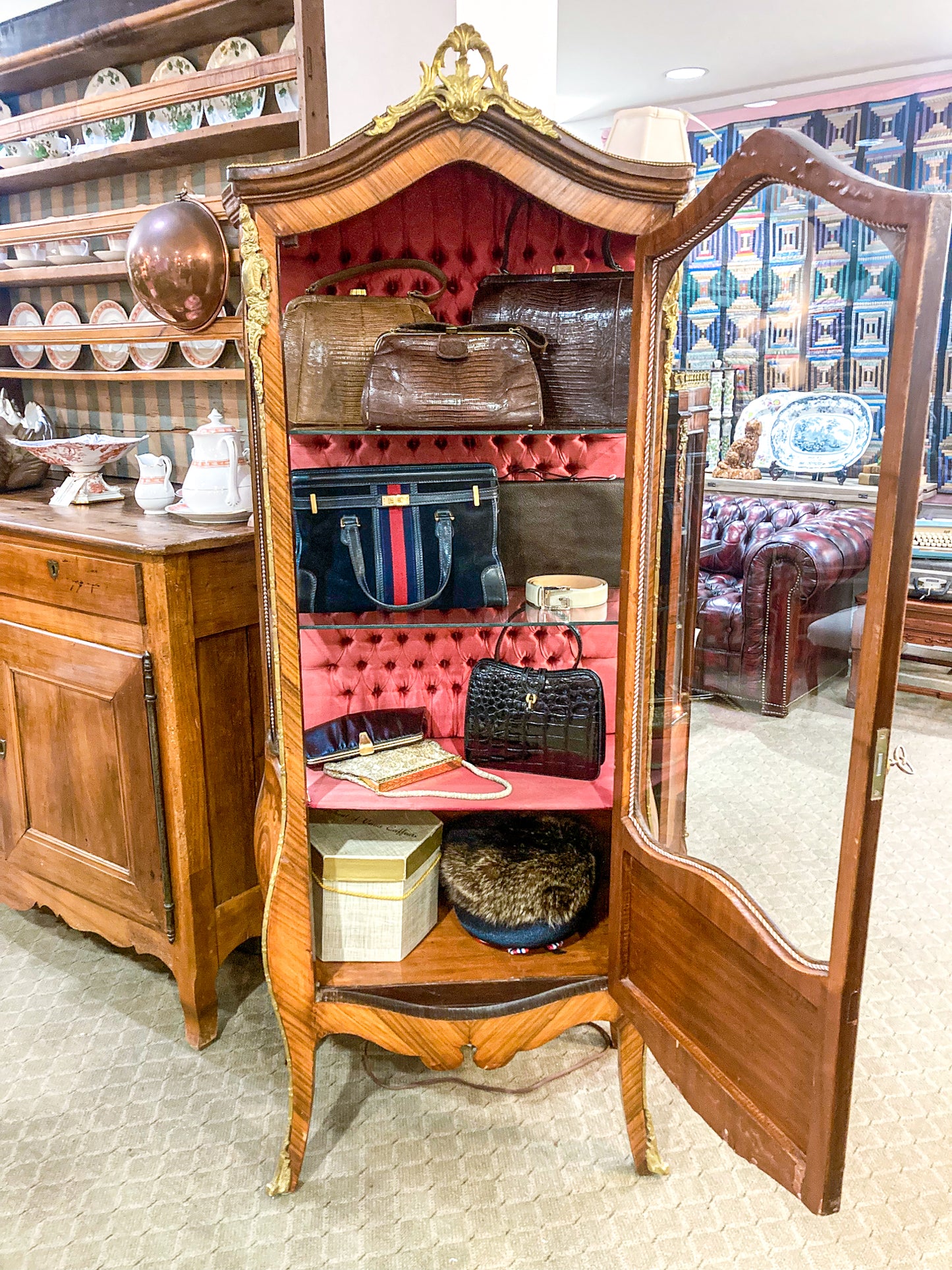 Vintage Louis XV Style Marquetry Inlay Wood Brass Accent Vitrine Curio Cabinet