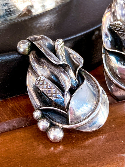 Vintage Danish Modern Style Sterling Silver Double Calla Lily Bouquet Post Earrings