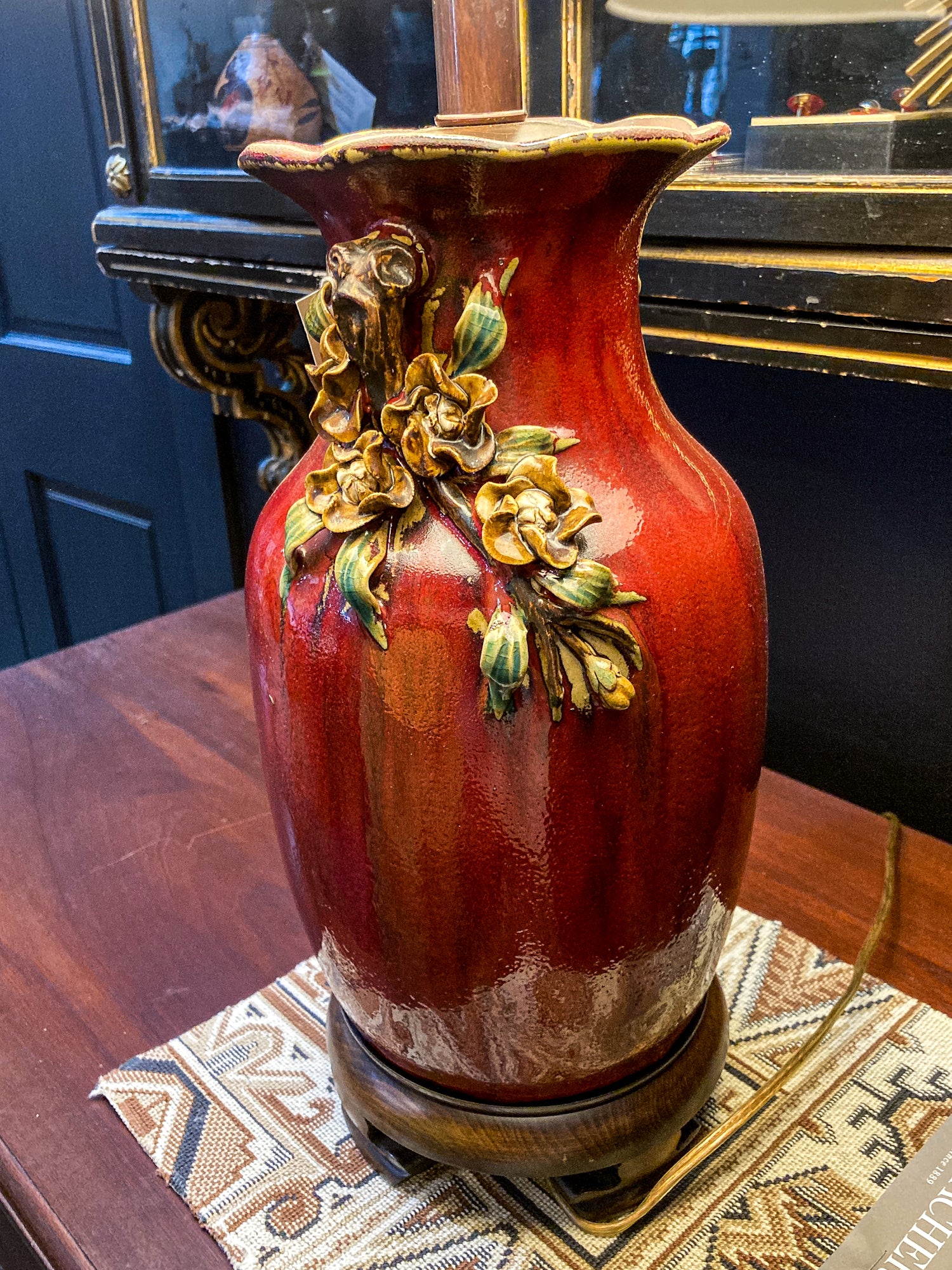 Vintage Frederick Cooper Red Dimensional Floral Blossom Ceramic Table Lamp