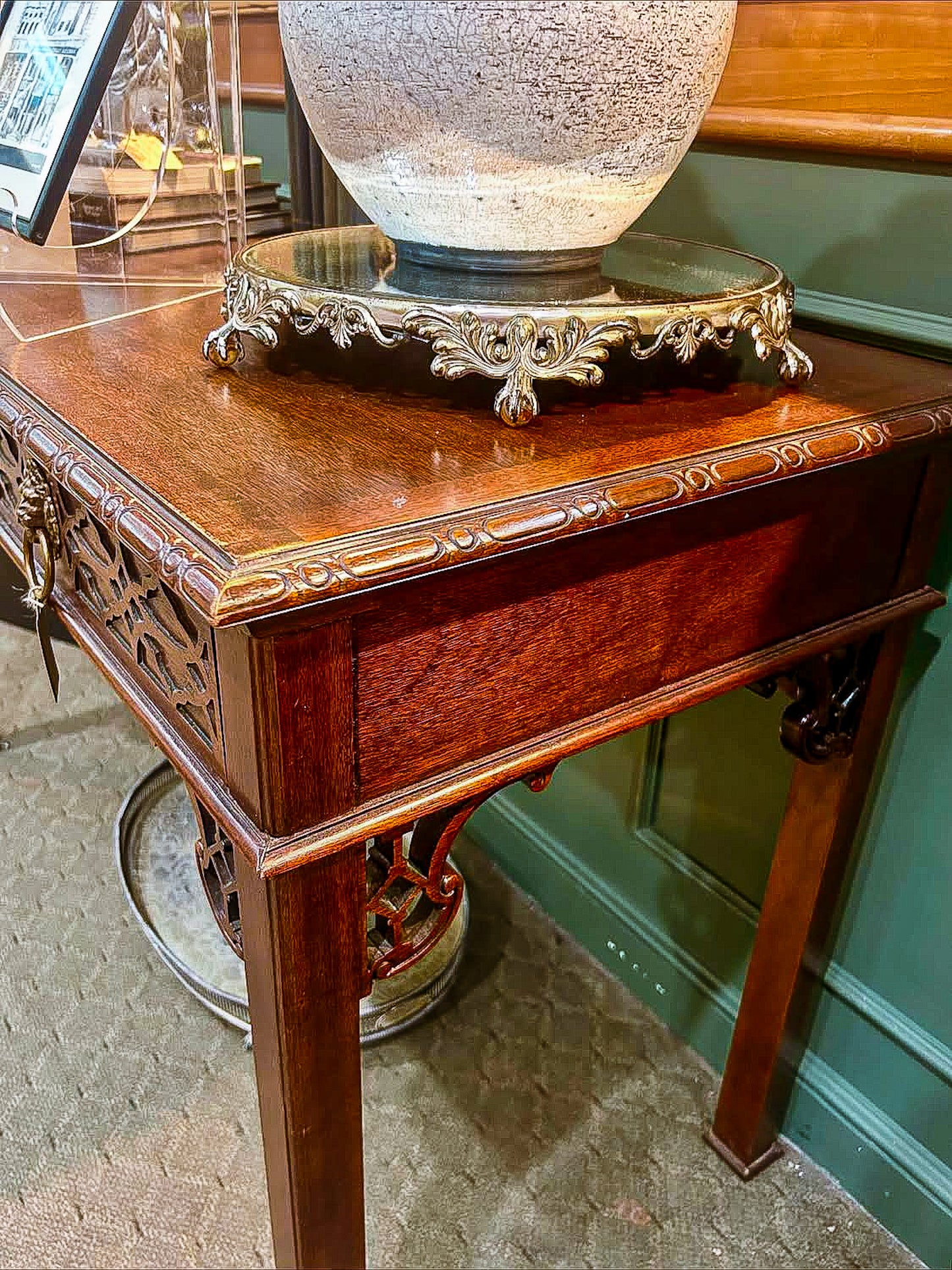 Vintage Mahogany Lion Head Charleston Collection Baker Knapp & Tubbs Desk