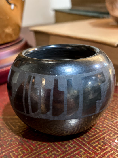Vintage Margaret Lou Roybal Gutierrez Mini Pueblo Black Pottery Vase