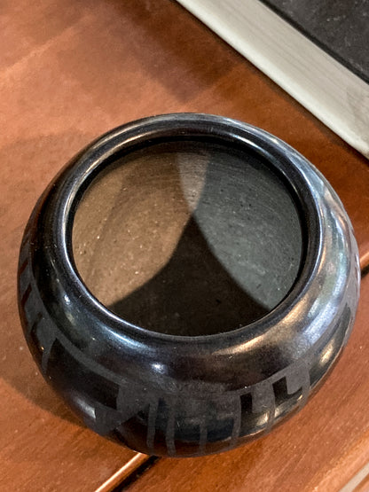 Vintage Margaret Lou Roybal Gutierrez Mini Pueblo Black Pottery Vase