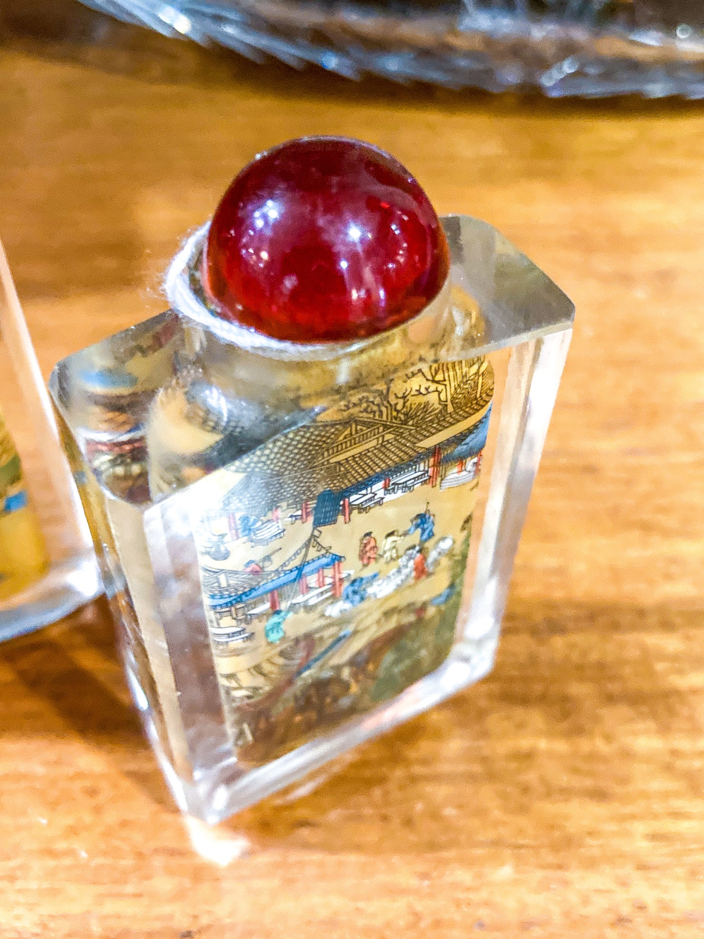Vintage Midcentury Chinese Cityscape Reverse Painted Rock Crystal Snuff Bottles1