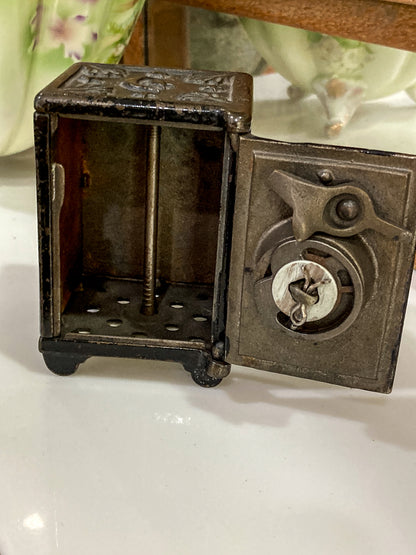 Vintage Miniature Safe Star Moon Collectible Cast Iron Coin Still Bank