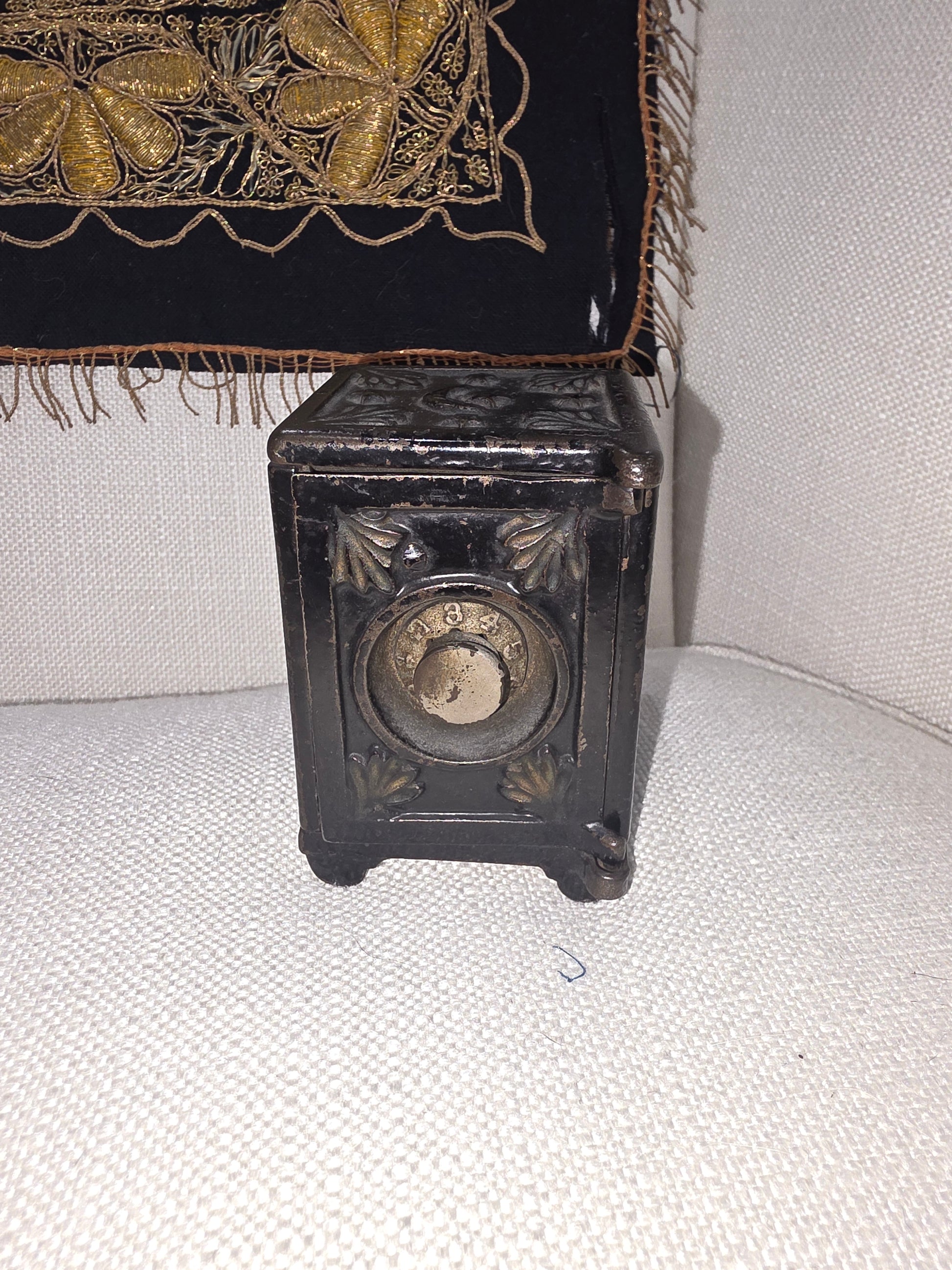 Vintage Miniature Safe Star Moon Collectible Cast Iron Coin Still Bank