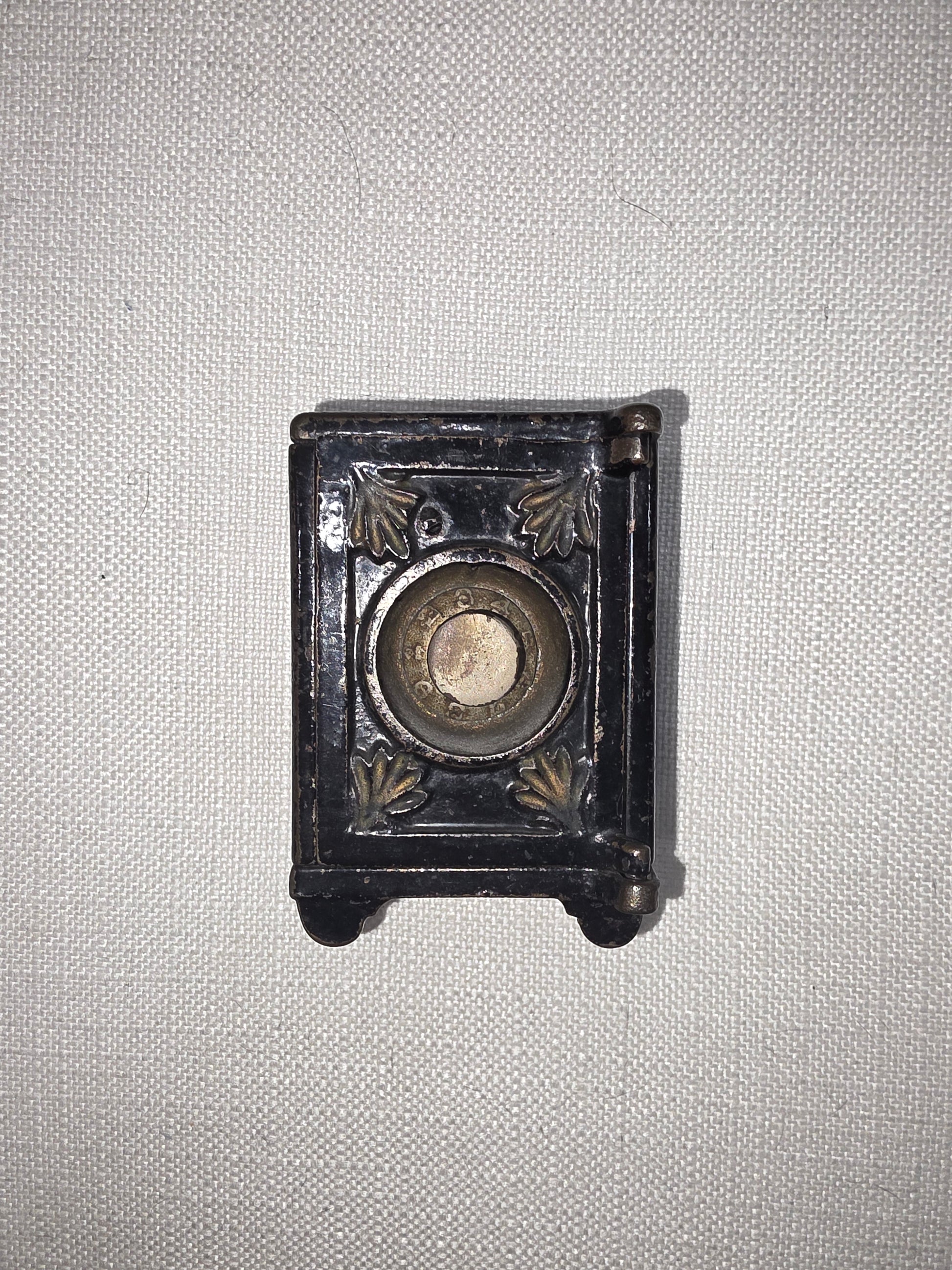 Vintage Miniature Safe Star Moon Collectible Cast Iron Coin Still Bank