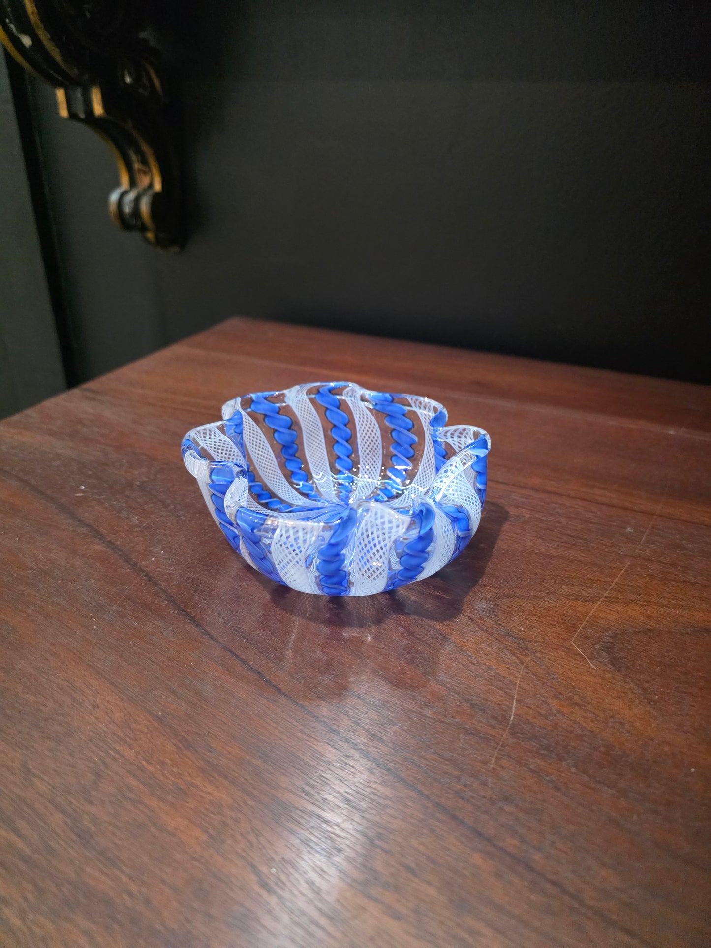 Vintage Murano Italian Blue White Ruffle Lattice Ribbon Small Glass Bowl