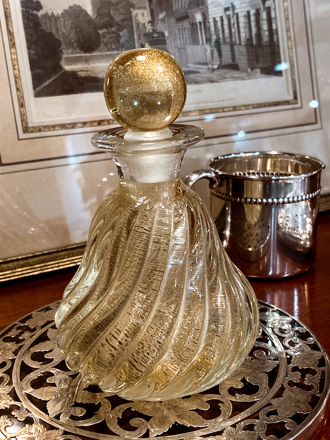 Vintage Murano Italian Hand Blown Mesmerizing Gold Fleck Glass Scent Bottle