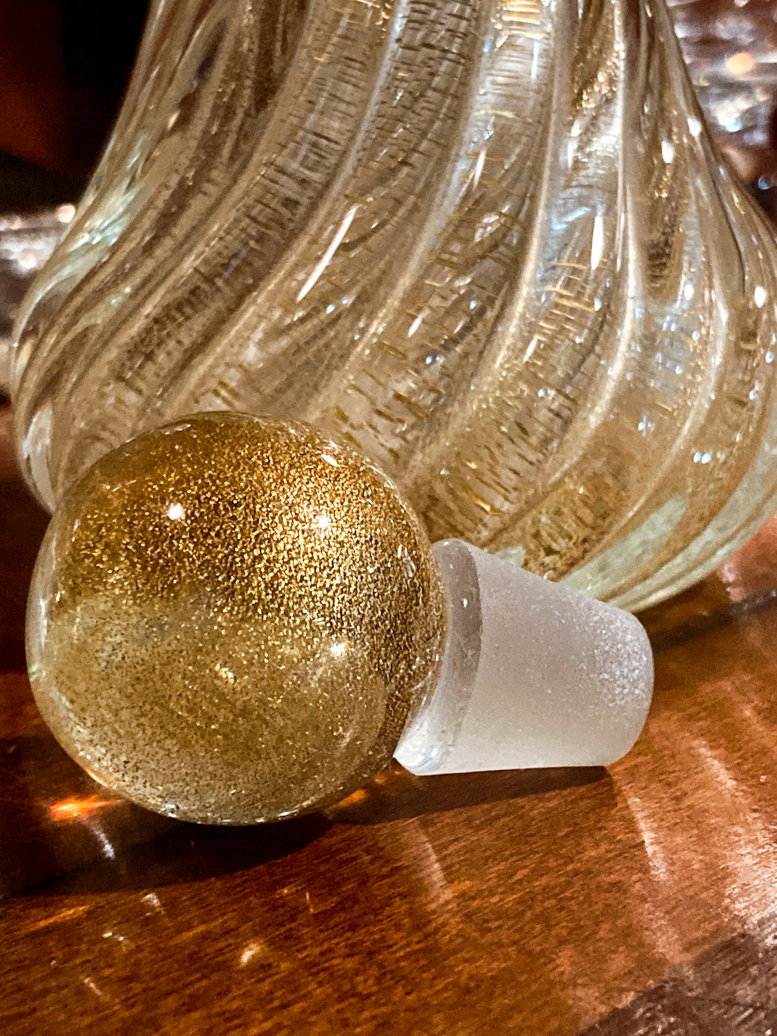 Vintage Murano Italian Hand Blown Mesmerizing Gold Fleck Glass Scent Bottle