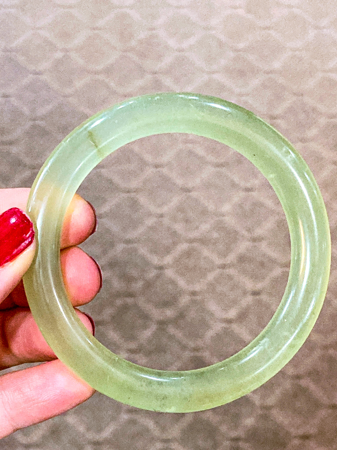 Vintage Natural Polished Translucent Jade Stone Round Bangle Bracelet