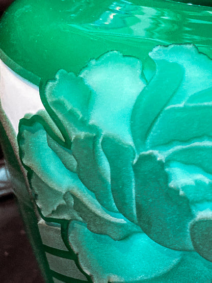 Nourot Art Glass Studio Valerie Surjan 1990 Green Cameo Glass Vase