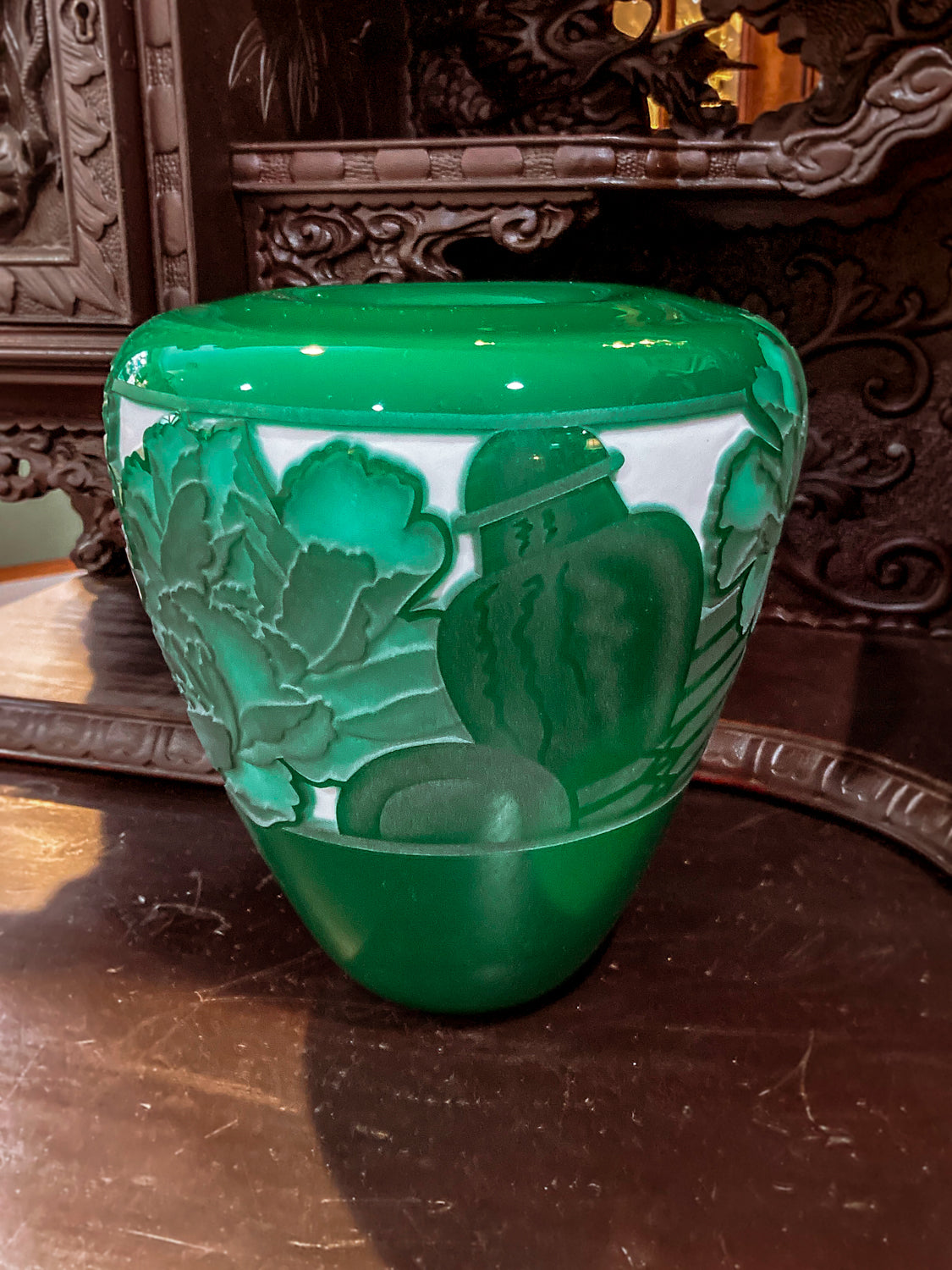 Nourot Art Glass Studio Valerie Surjan 1990 Green Cameo Glass Vase