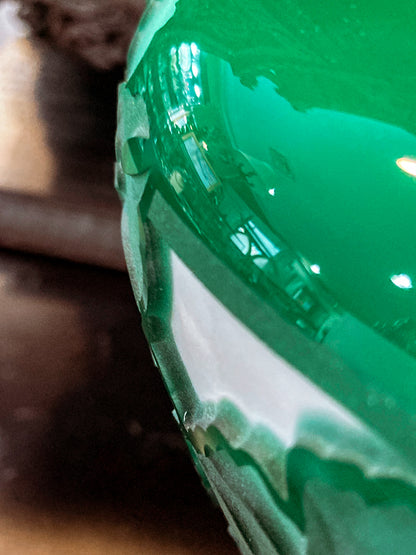 Nourot Art Glass Studio Valerie Surjan 1990 Green Cameo Glass Vase