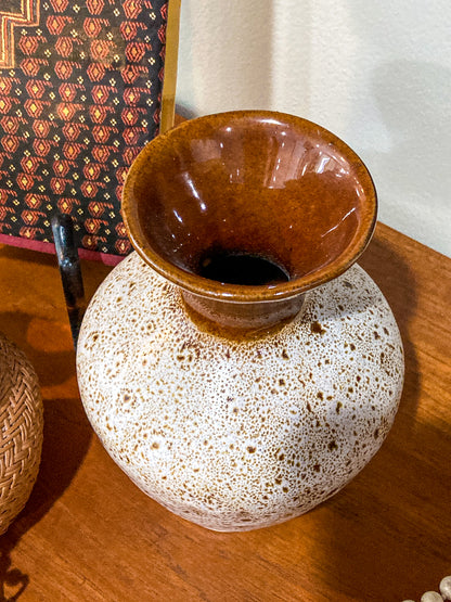 Vintage Pigeon Forge Hand Potted Speckled Glaze Ceramic Earthenware Vase