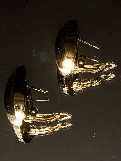 Vintage 5.1g 14K Yellow Gold Almond Shaped Dimensional Post Earrings