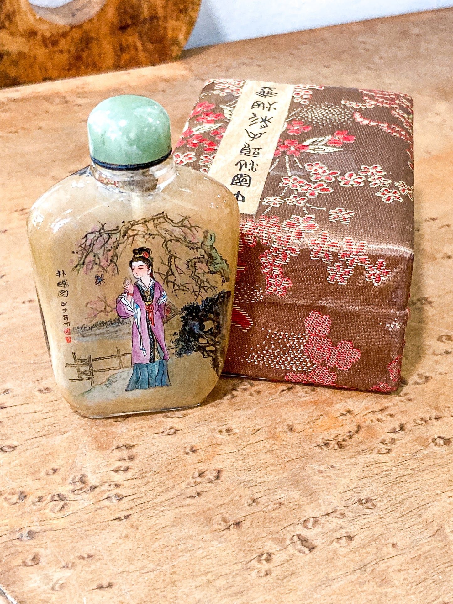Vintage Hand Painted Chinese Green Lidded Glass Snuff Bottle Original Box
