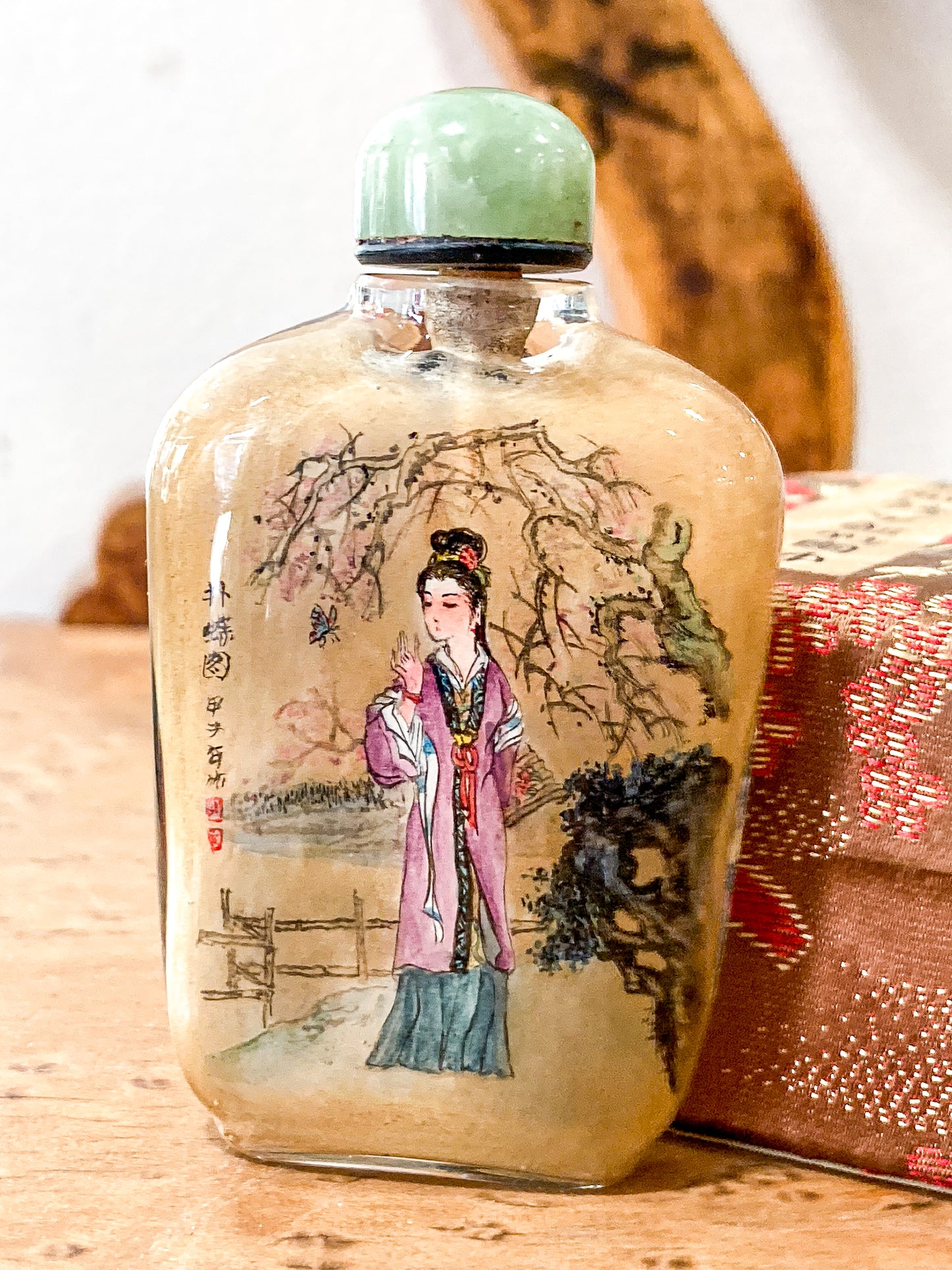 Vintage Hand Painted Chinese Green Lidded Glass Snuff Bottle Original Box