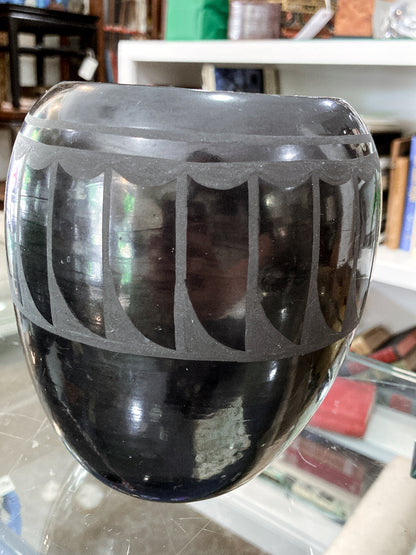 Vintage Santa Clara Pueblo Feather Design Blackware Pottery Vase