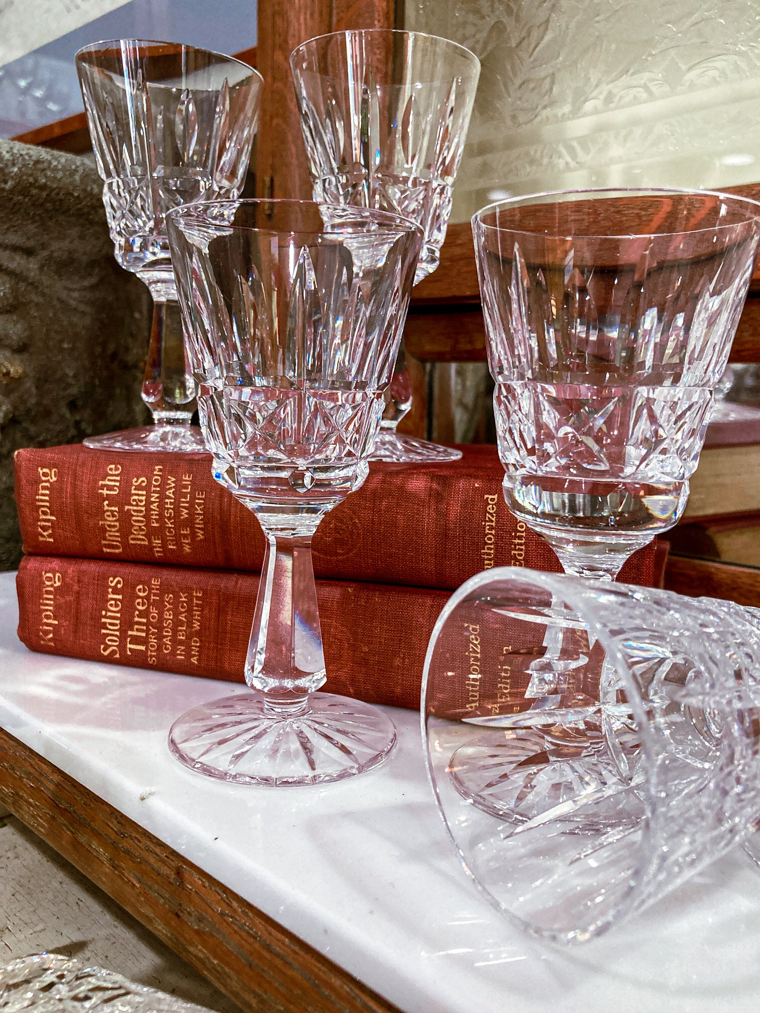 Vintage Set of Eight Waterford Clear Crystal Kylemore Sherry Glasses
