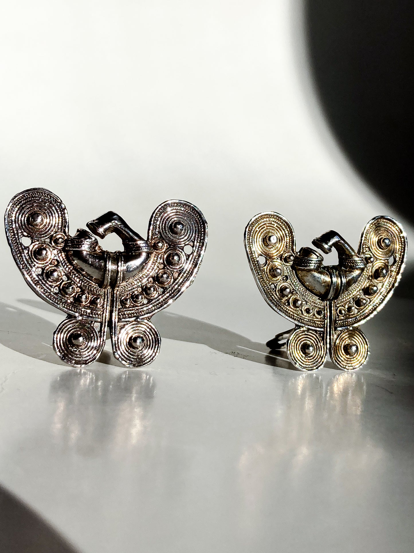 Vintage Pre-Columbian Style Silver Toned Geometric Clip On Earrings