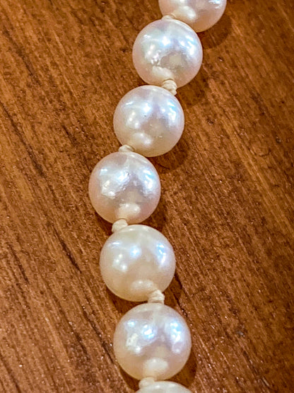 Vintage Single Strand 95 Cultured Pearl Hand-Knotted Necklace