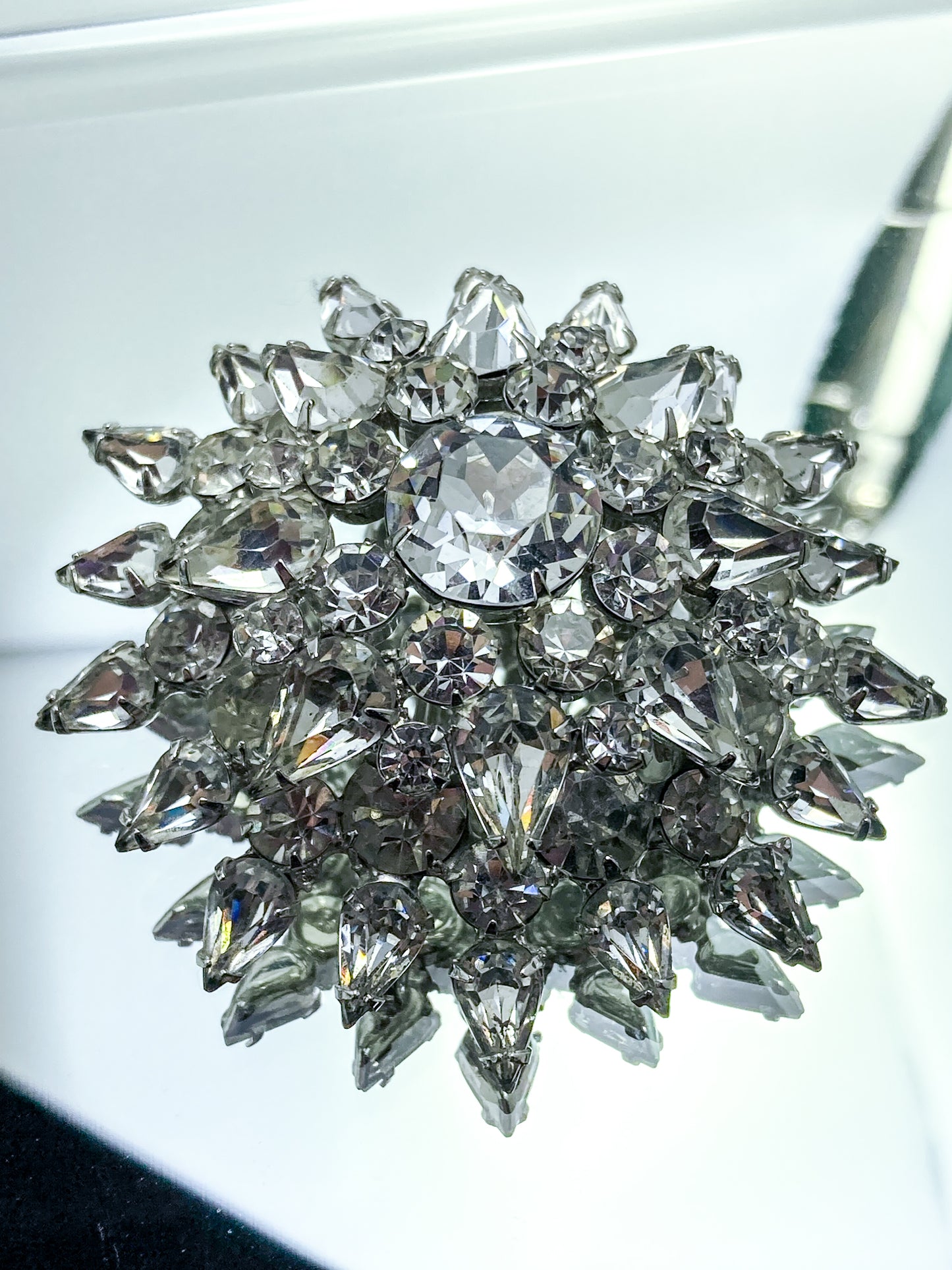 Vintage Starburst Dazzling Rhinestone Large Statement Brooch Pin