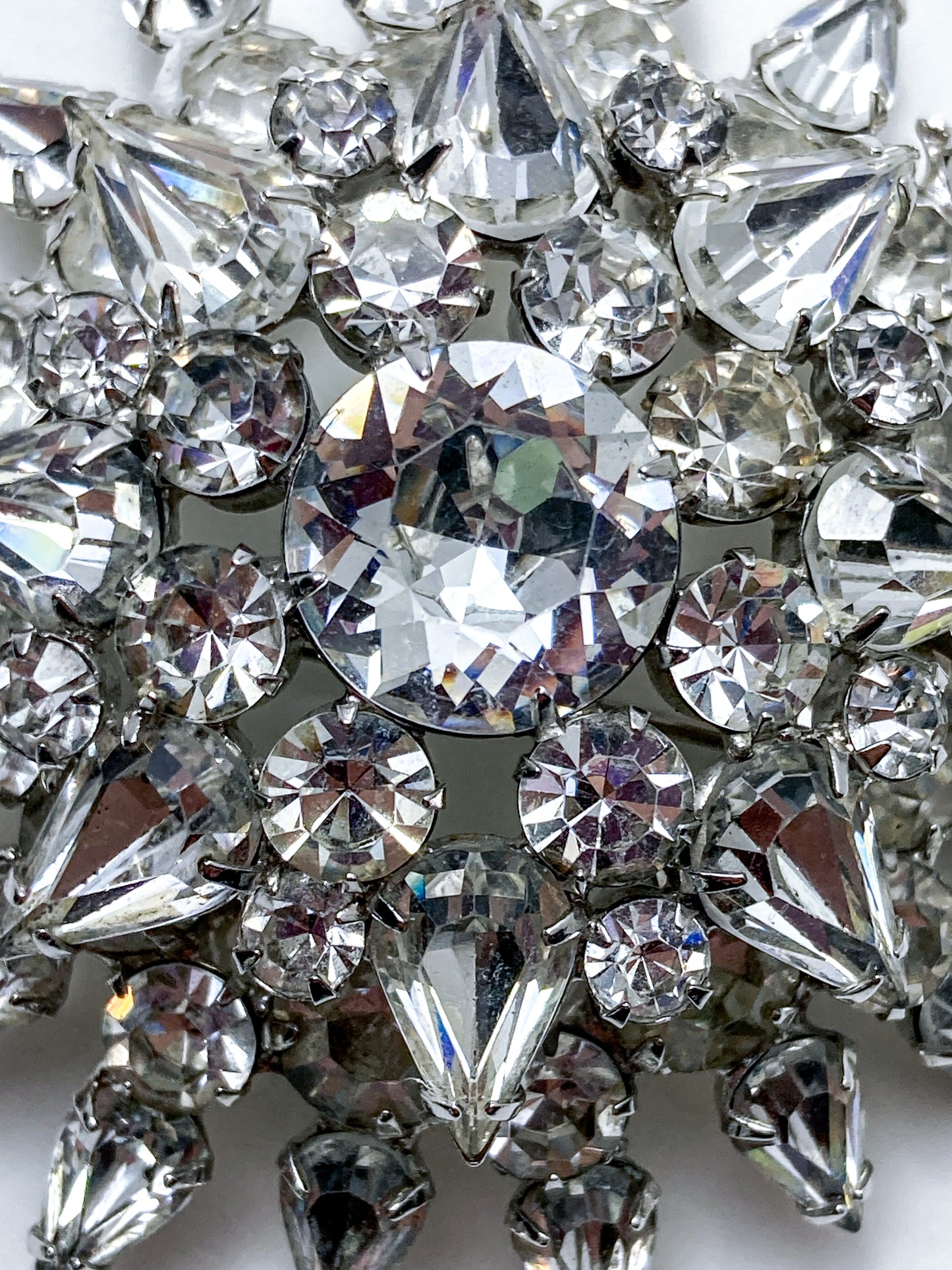 Vintage Starburst Dazzling Rhinestone Large Statement Brooch Pin