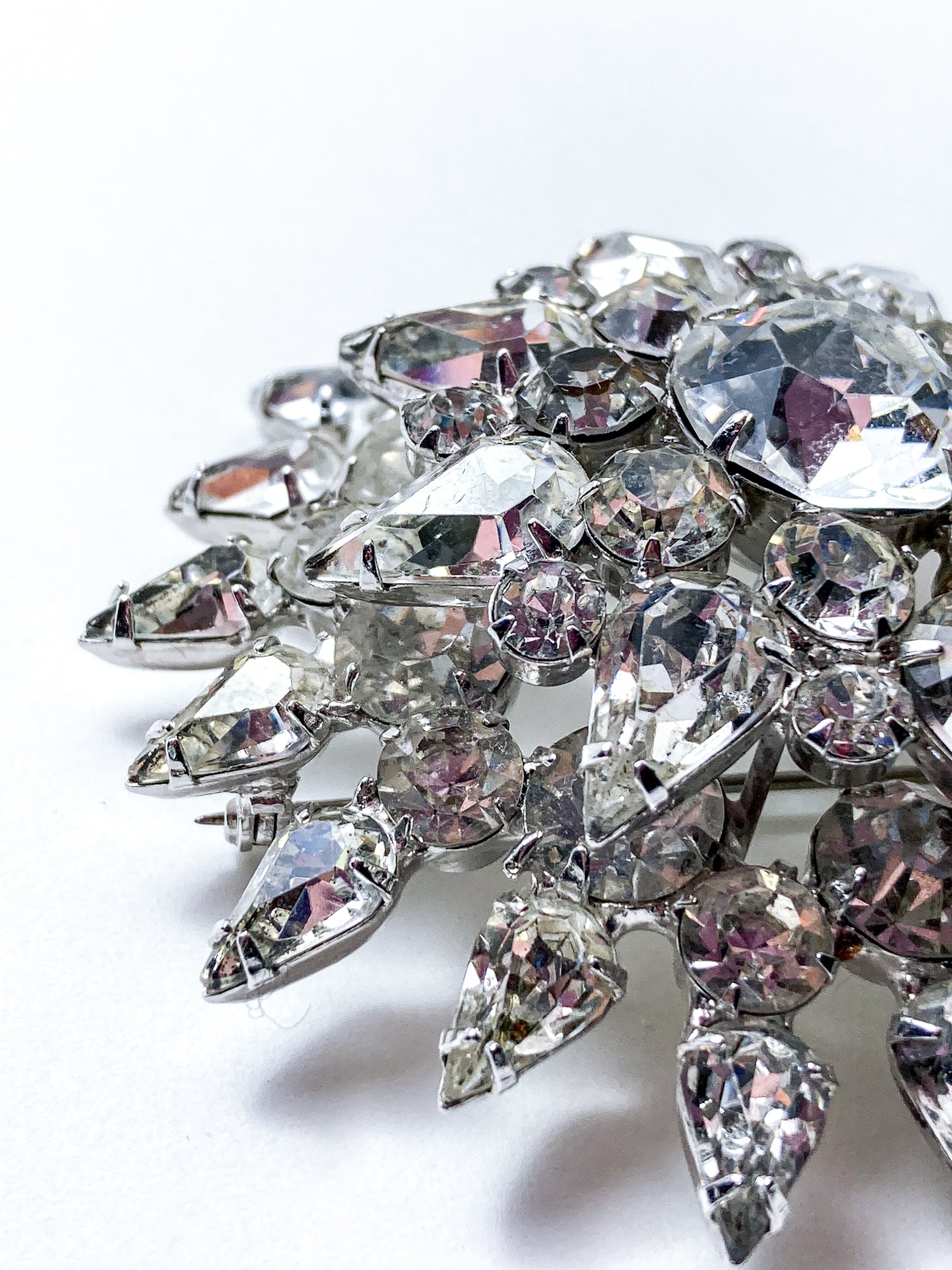 Vintage Starburst Dazzling Rhinestone Large Statement Brooch Pin