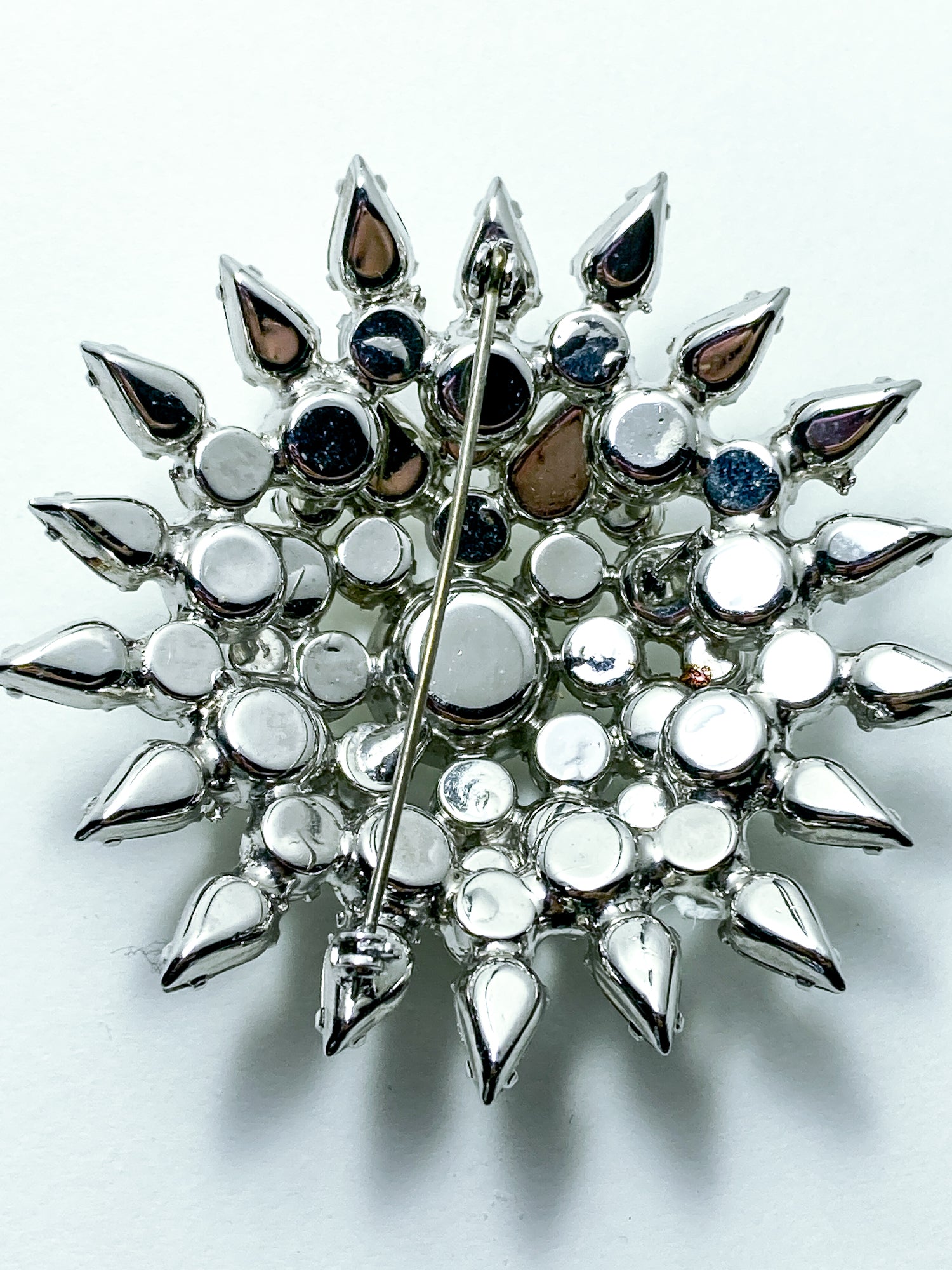 Vintage Starburst Dazzling Rhinestone Large Statement Brooch Pin