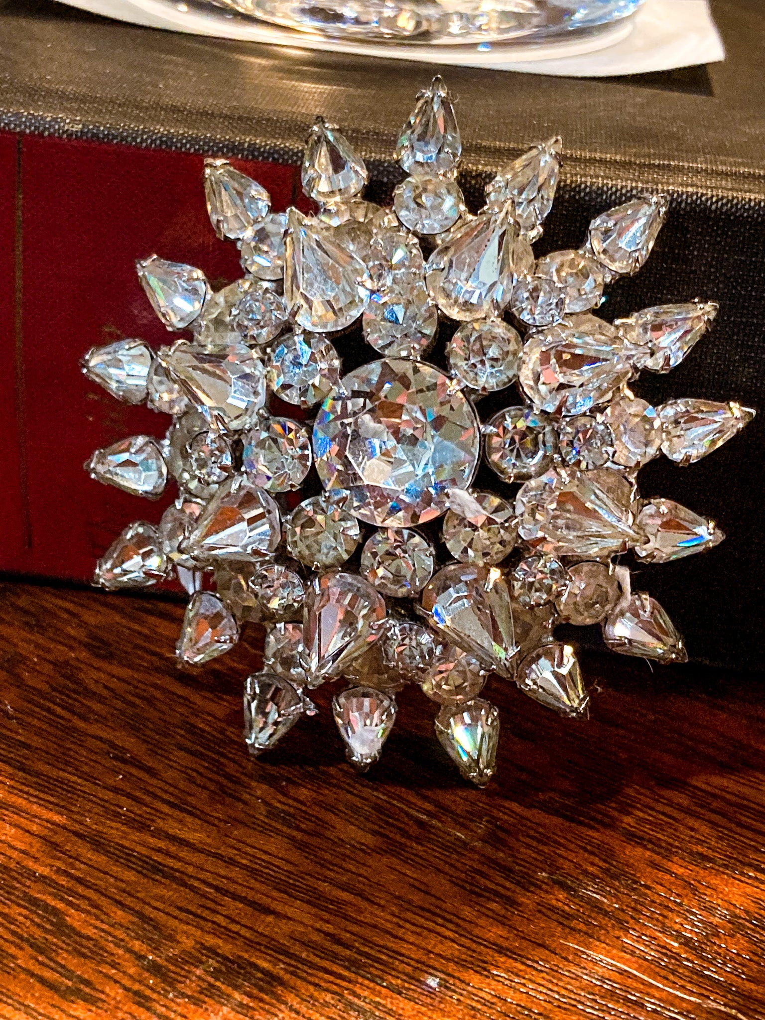 Vintage Starburst Dazzling Rhinestone Large Statement Brooch Pin