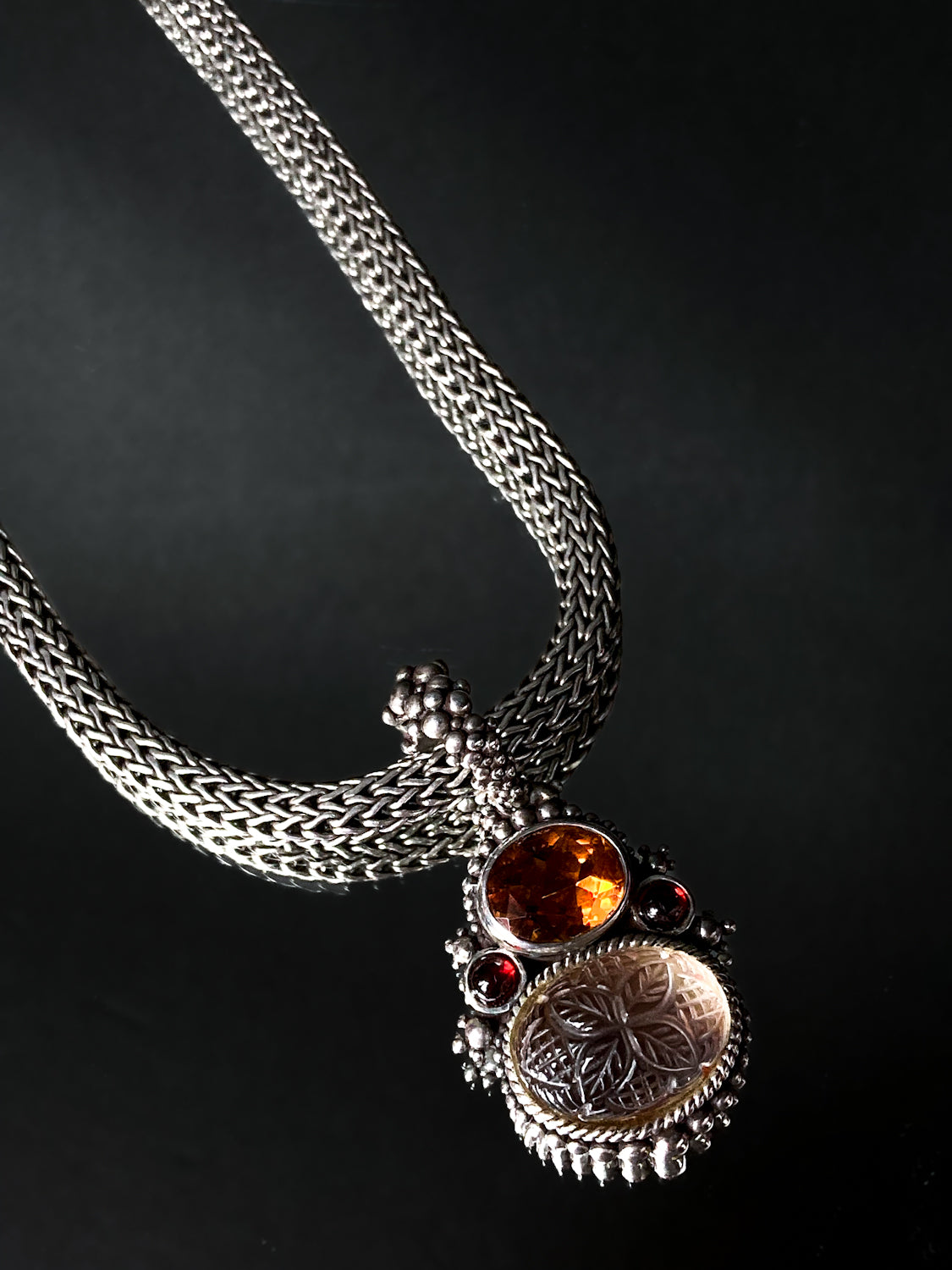 Vintage Stephen Dweck Sterling Silver 18K Gold Carved Quartz Pendant Necklace Signed
