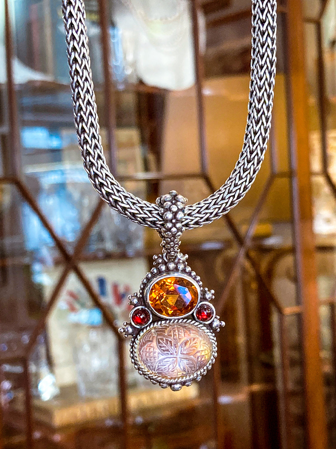 Vintage Stephen Dweck Sterling Silver 18K Gold Carved Quartz Pendant Necklace Signed