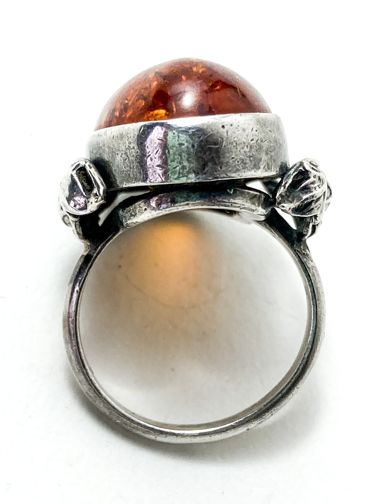 Vintage Sterling Silver Amber Cabochon Leaf Vine Detail Oval Cocktail Ring