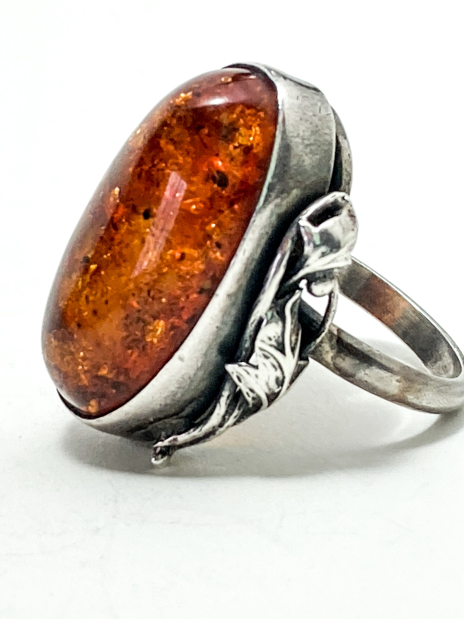 Vintage Sterling Silver Amber Cabochon Leaf Vine Detail Oval Cocktail Ring