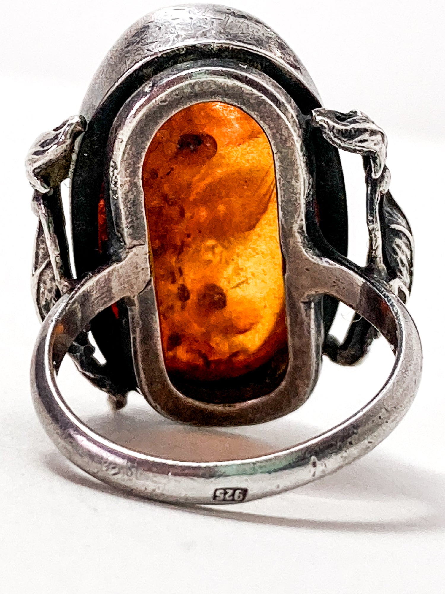 Vintage Sterling Silver Amber Cabochon Leaf Vine Detail Oval Cocktail Ring