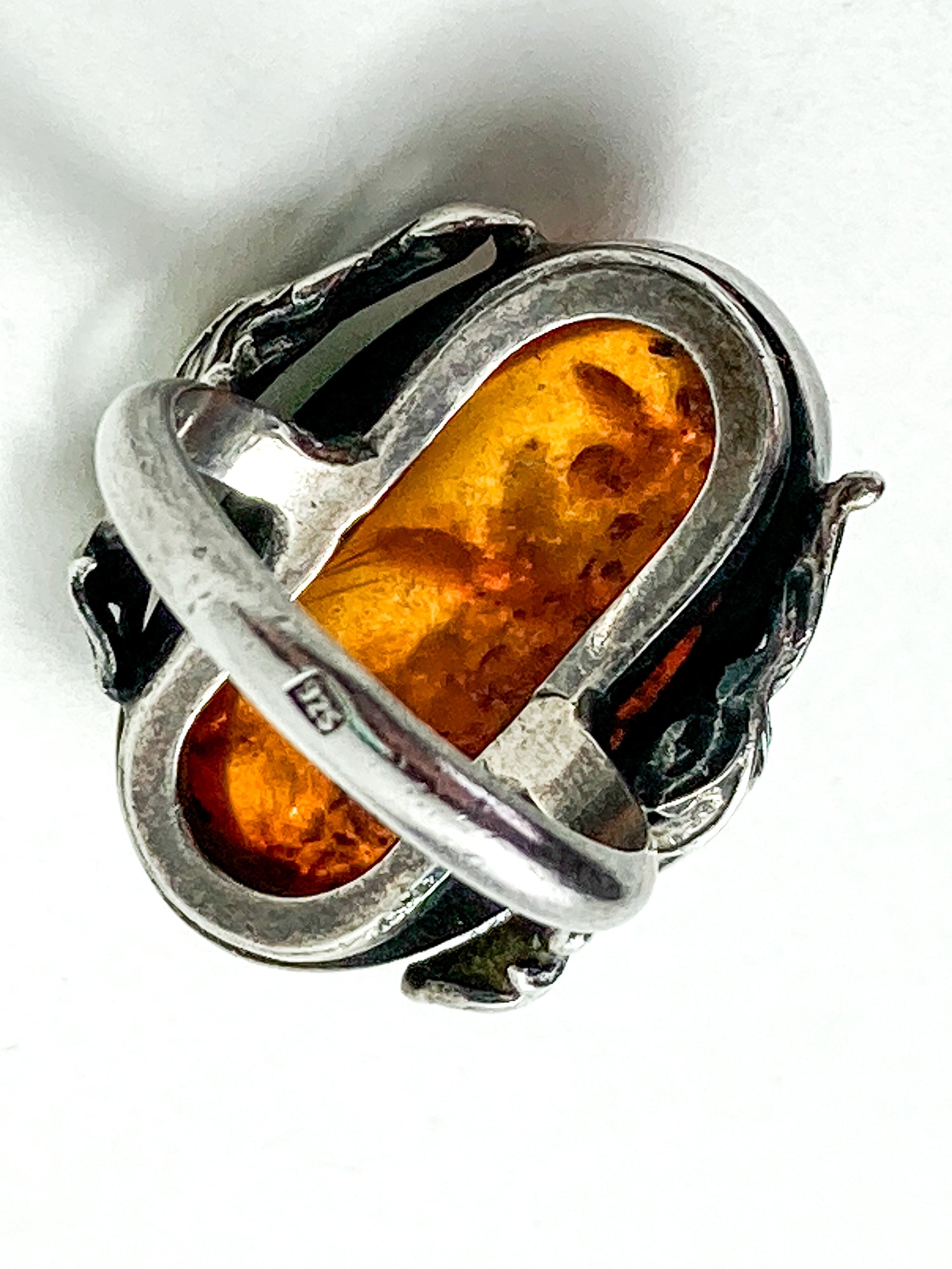 Vintage Sterling Silver Amber Cabochon Leaf Vine Detail Oval Cocktail Ring
