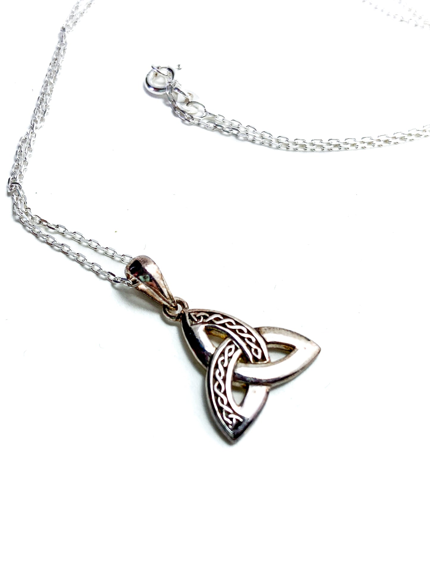Vintage Sterling Silver 925 Solvar Irish Trinity Knot Italian Chain Necklace