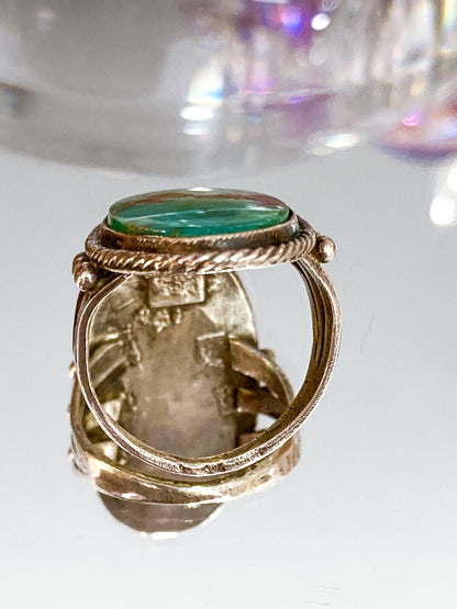 Vintage Sterling Silver Large Oval Turquoise Rope Banded Ring