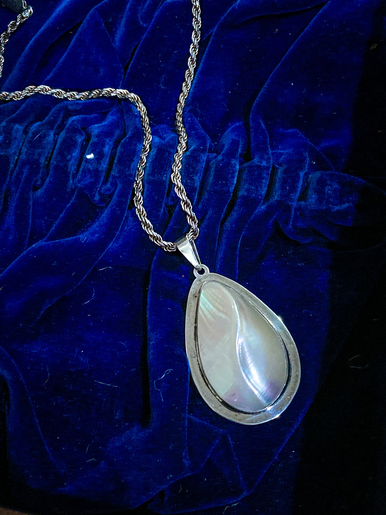 Vintage Sterling Silver Mother of Pearl Shell Large Teardrop Pendant Necklace