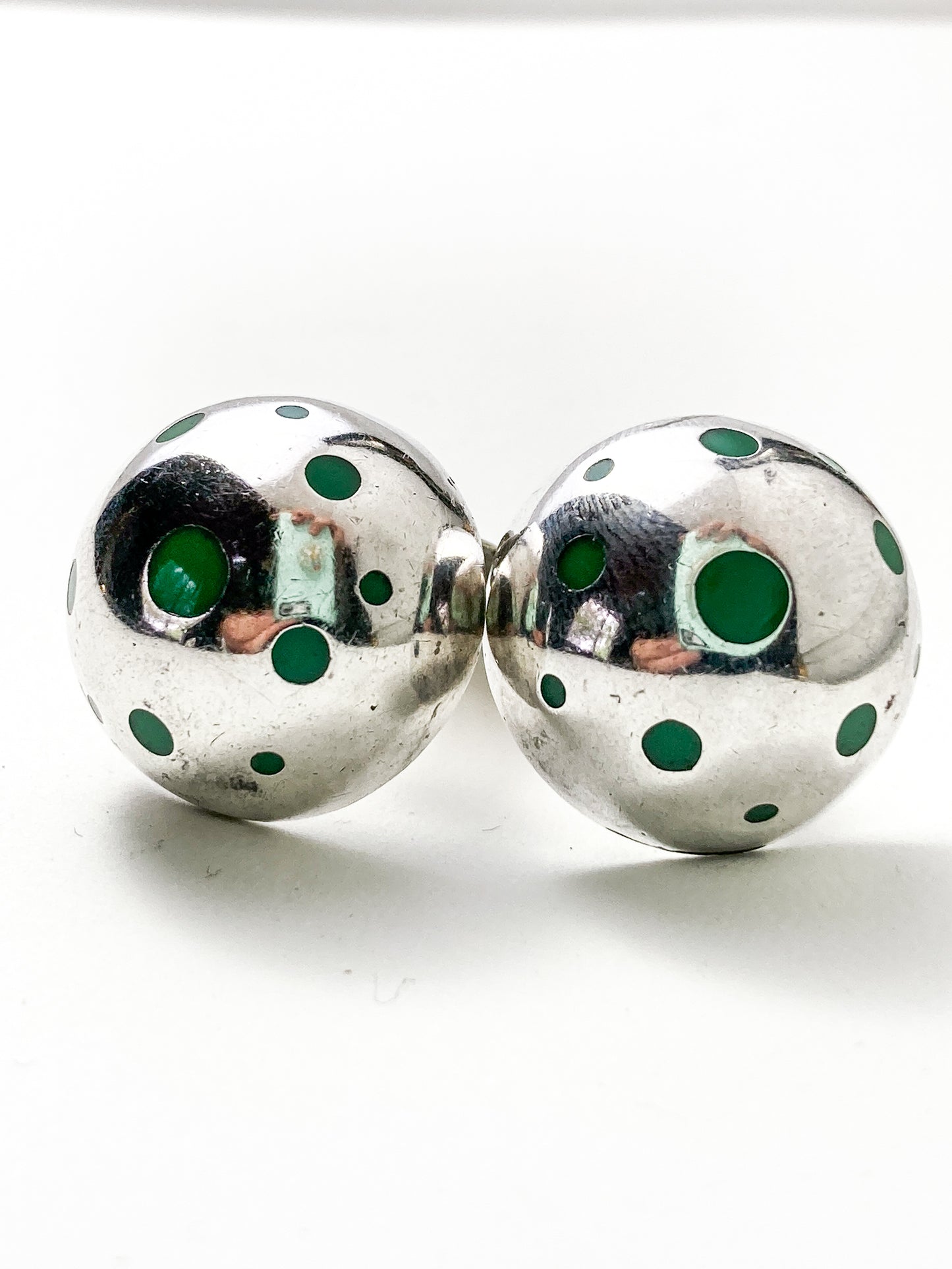 Vintage TAXCO Mexico Sterling Silver Green Domed Circle Clip On Earrings